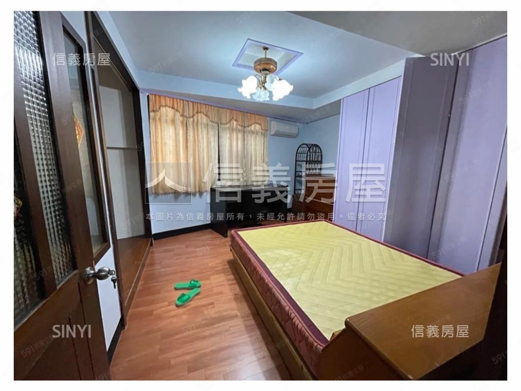 稀有雙捷運頂樓大空間房屋室內格局與周邊環境