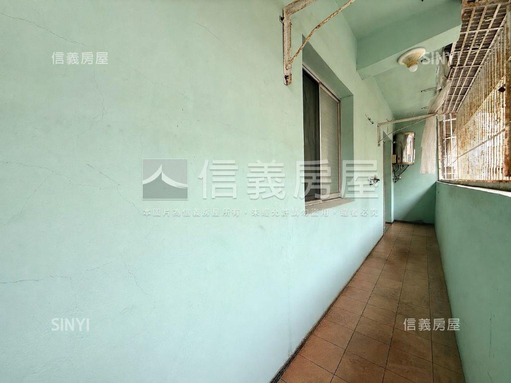 楠梓明亮採光三房房屋室內格局與周邊環境