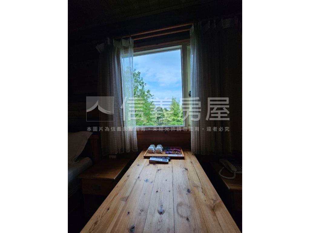 宜蘭｜古堡木屋歐式雙別墅房屋室內格局與周邊環境
