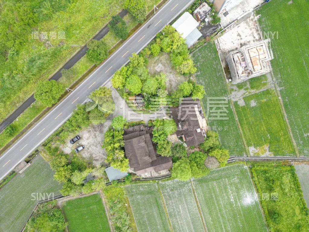 宜蘭｜古堡木屋歐式雙別墅房屋室內格局與周邊環境