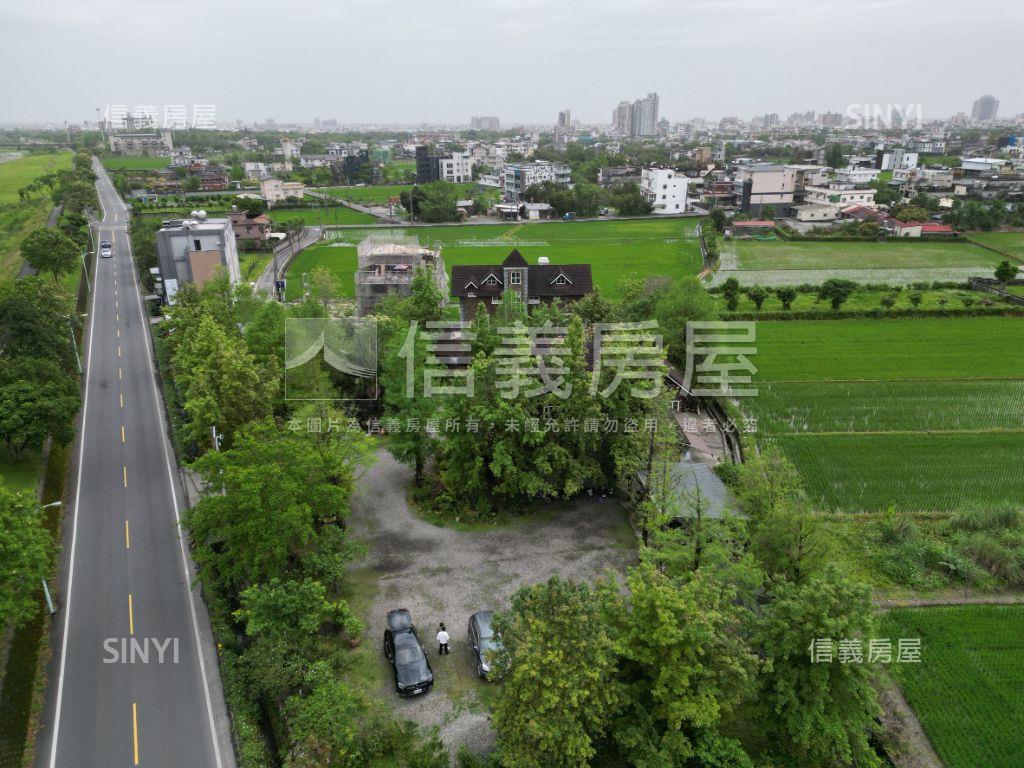 宜蘭｜古堡木屋歐式雙別墅房屋室內格局與周邊環境