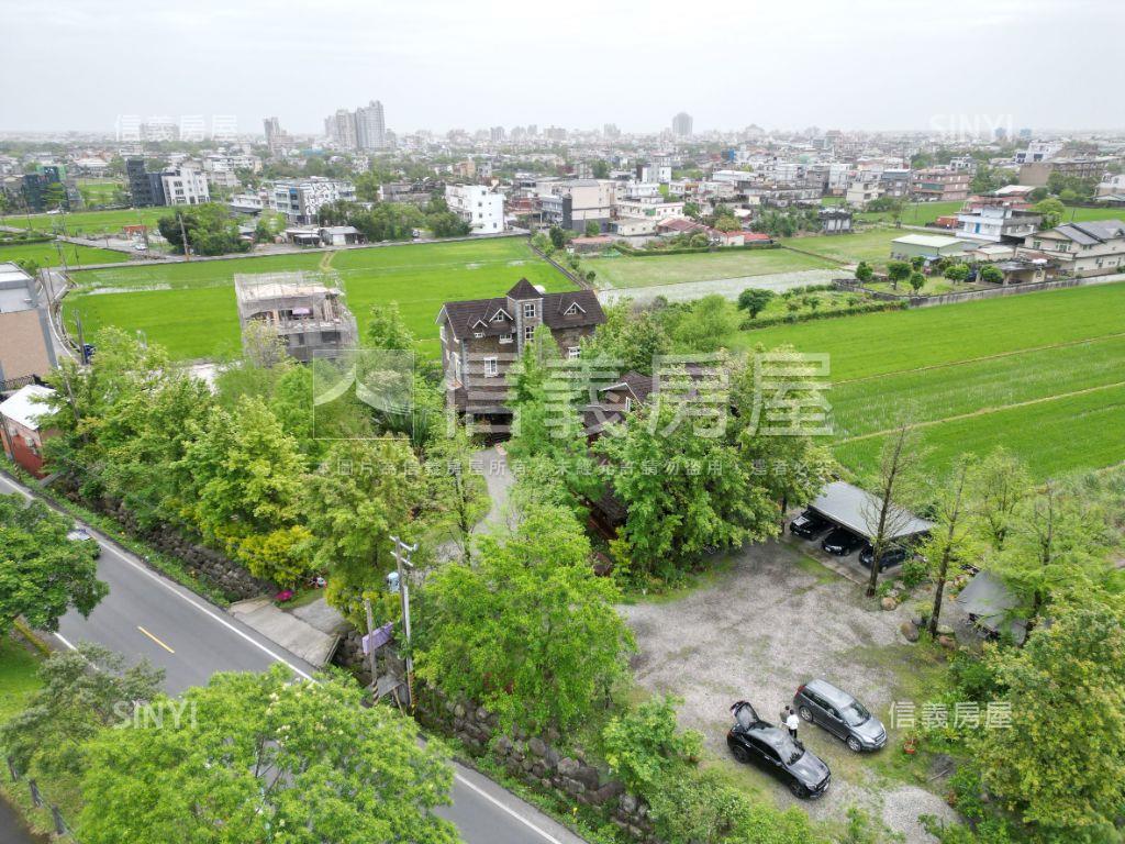 宜蘭｜古堡木屋歐式雙別墅房屋室內格局與周邊環境