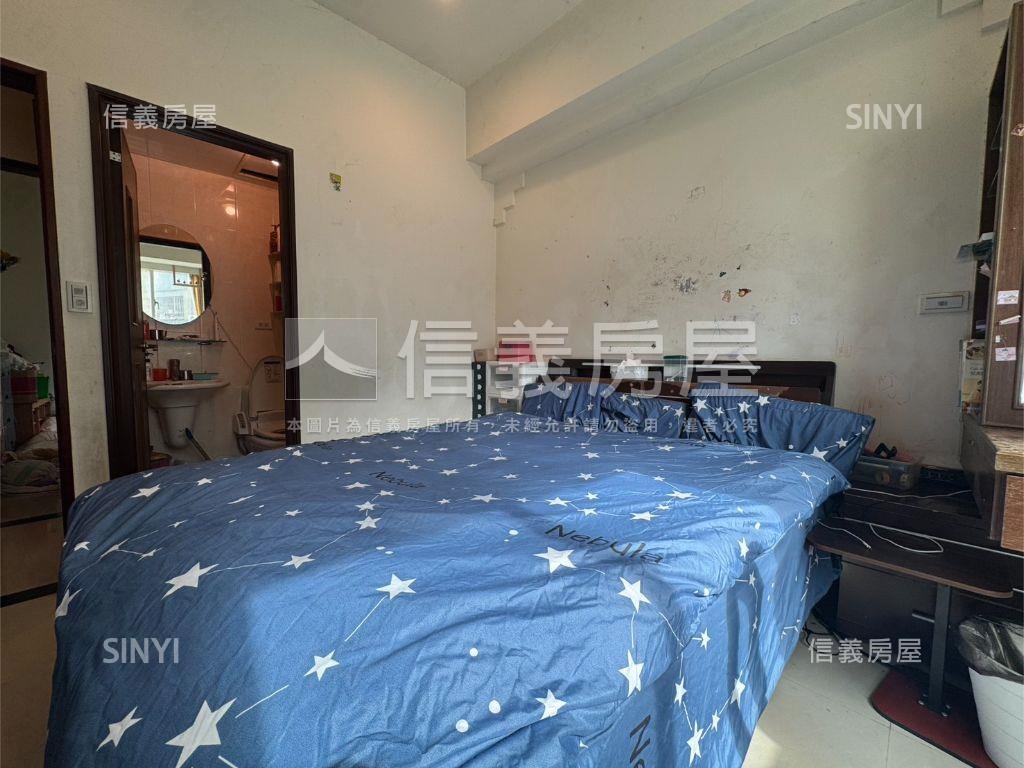 捷運尊邸三房車位房屋室內格局與周邊環境