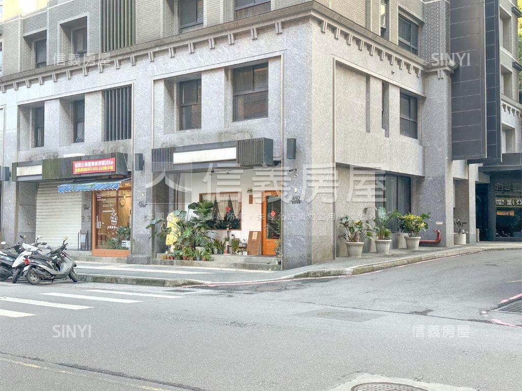 ★綠意皇邑金店面★房屋室內格局與周邊環境