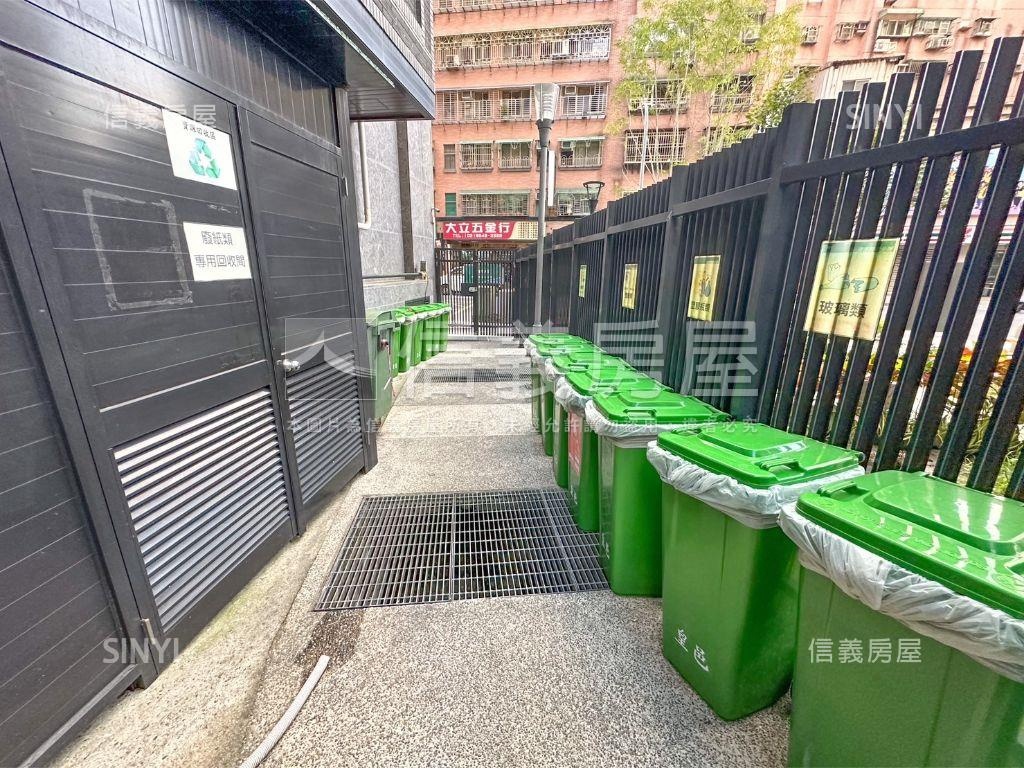 ★綠意皇邑金店面★房屋室內格局與周邊環境