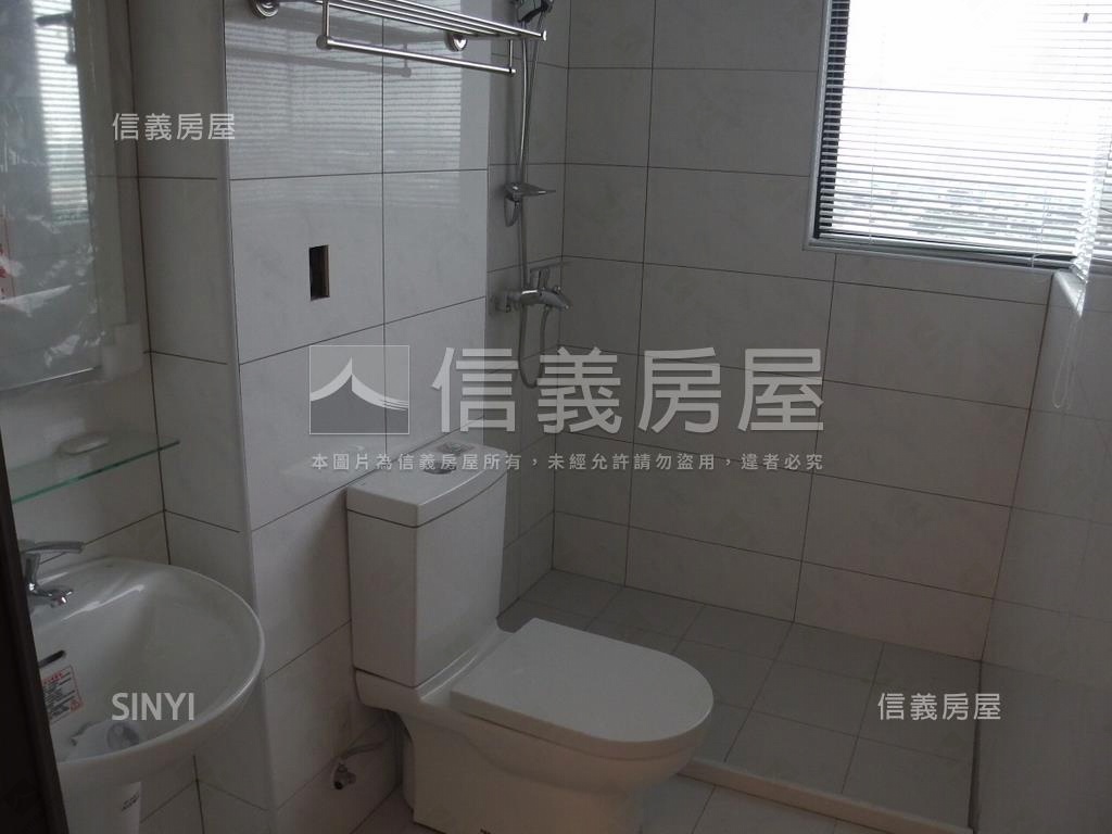 喬崴ＭＯＭＡ套房房屋室內格局與周邊環境