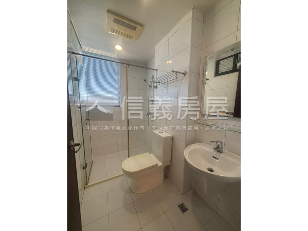 喬崴ＭＯＭＡ套房房屋室內格局與周邊環境