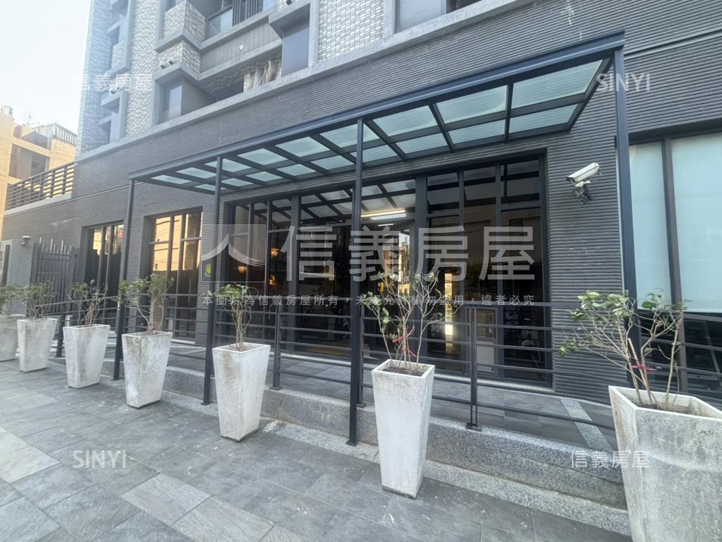 喬崴ＭＯＭＡ套房房屋室內格局與周邊環境