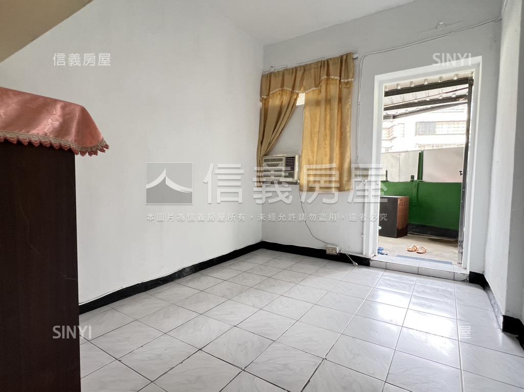 低總成家２樓公寓房屋室內格局與周邊環境