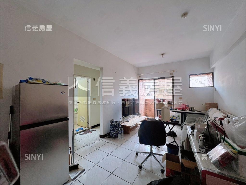 山水豪景低總價二房車位房屋室內格局與周邊環境