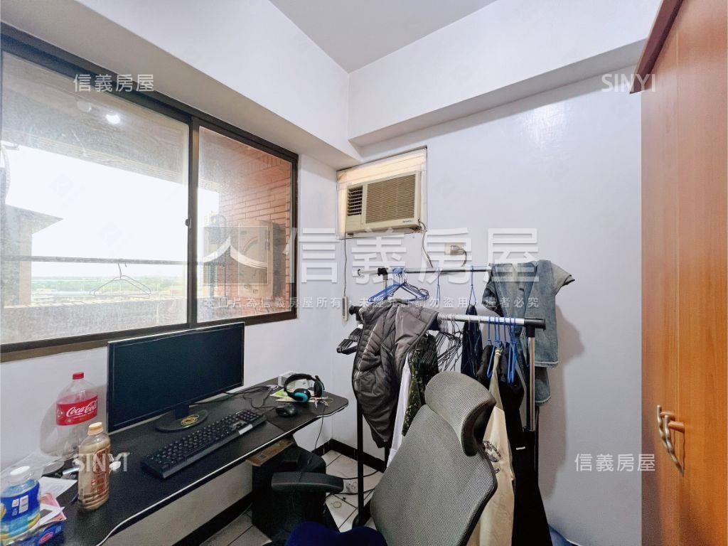 山水豪景低總價二房車位房屋室內格局與周邊環境