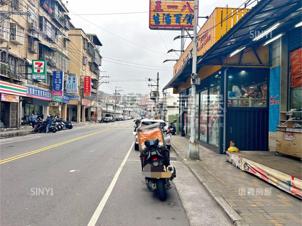 山水豪景低總價二房車位房屋室內格局與周邊環境