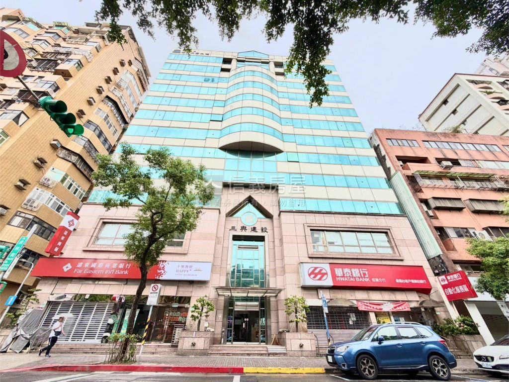 【信義】世貿高樓景觀純辦房屋室內格局與周邊環境