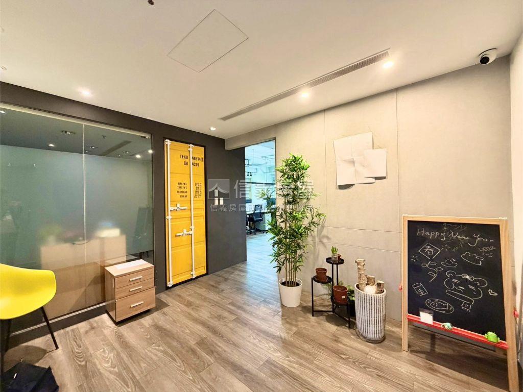 【信義】世貿高樓景觀純辦房屋室內格局與周邊環境