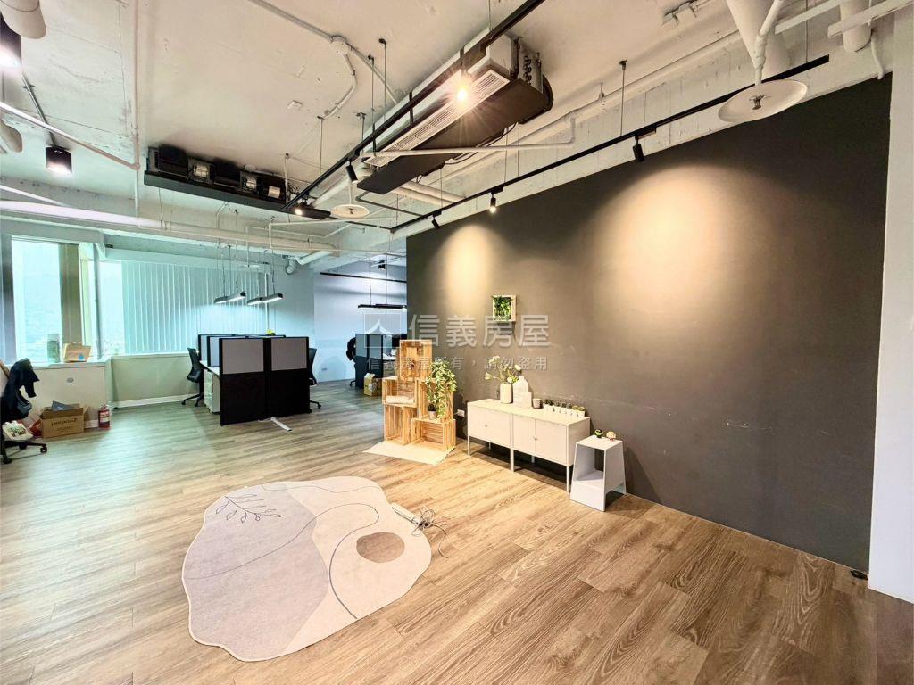 【信義】世貿高樓景觀純辦房屋室內格局與周邊環境
