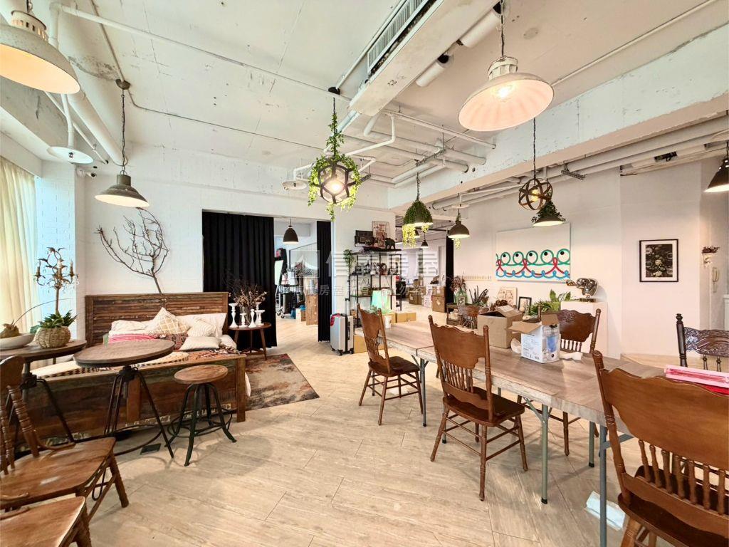 【信義】世貿高樓景觀純辦房屋室內格局與周邊環境