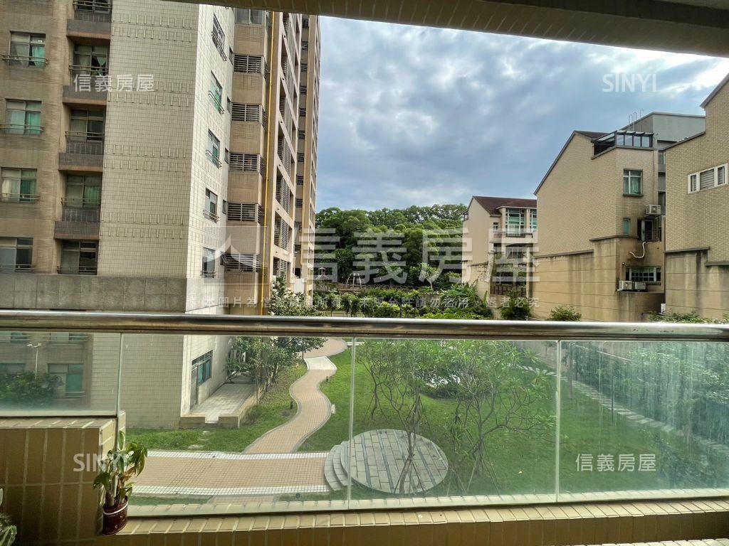 近康橋國際學校電梯大四房房屋室內格局與周邊環境