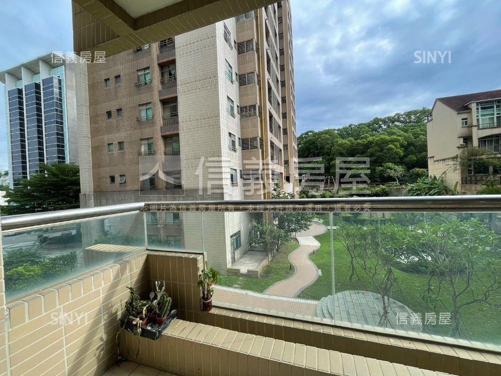 近康橋國際學校電梯大四房房屋室內格局與周邊環境