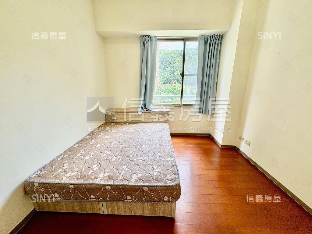 近康橋國際學校電梯大四房房屋室內格局與周邊環境