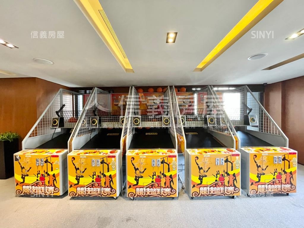 稀有國賓大悅次頂２＋１房房屋室內格局與周邊環境