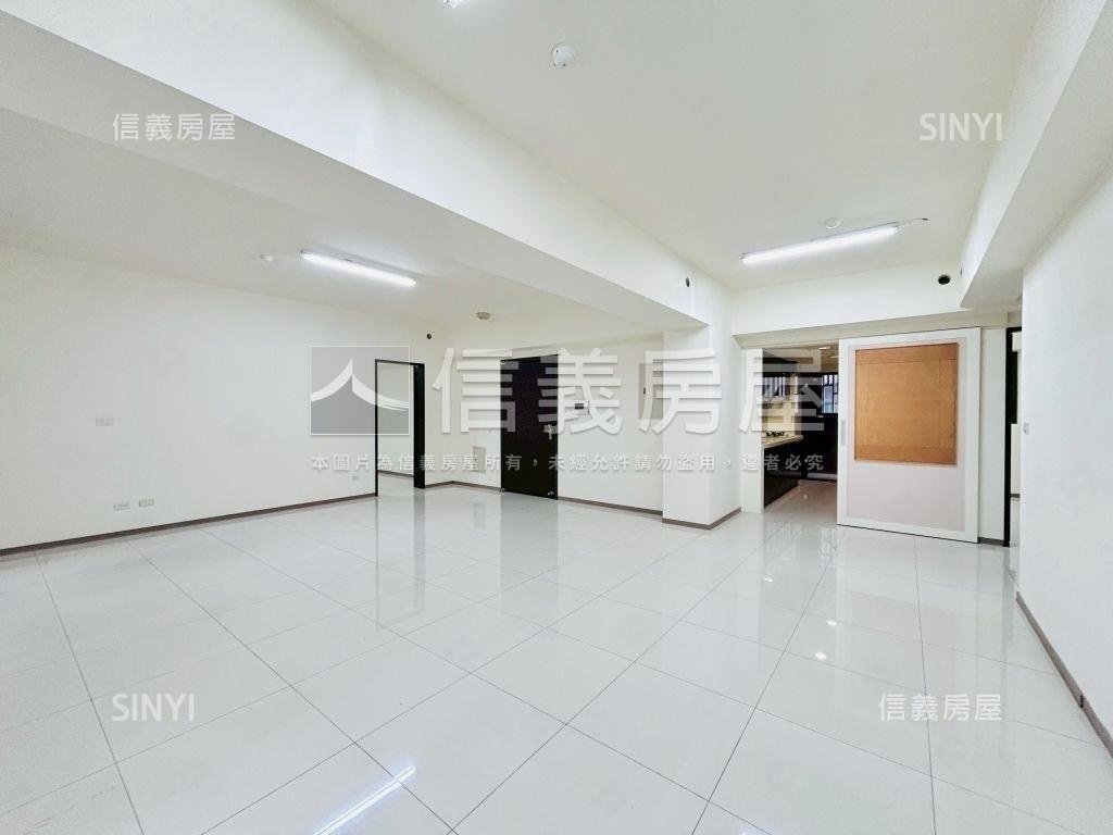 一品國硯大露臺三房雙車位房屋室內格局與周邊環境