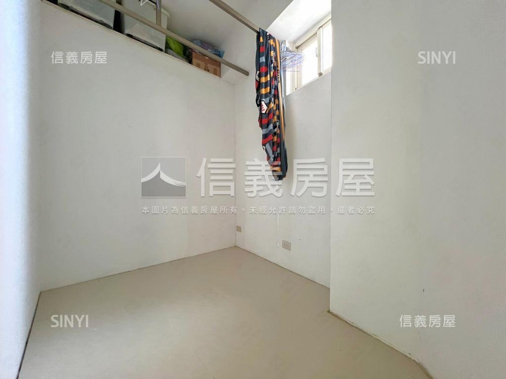 店長推薦中科２房２衛車位房屋室內格局與周邊環境