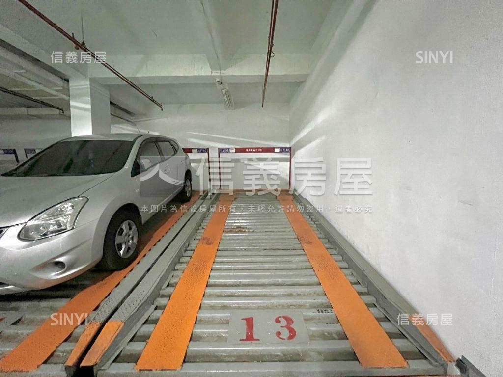店長推薦中科２房２衛車位房屋室內格局與周邊環境