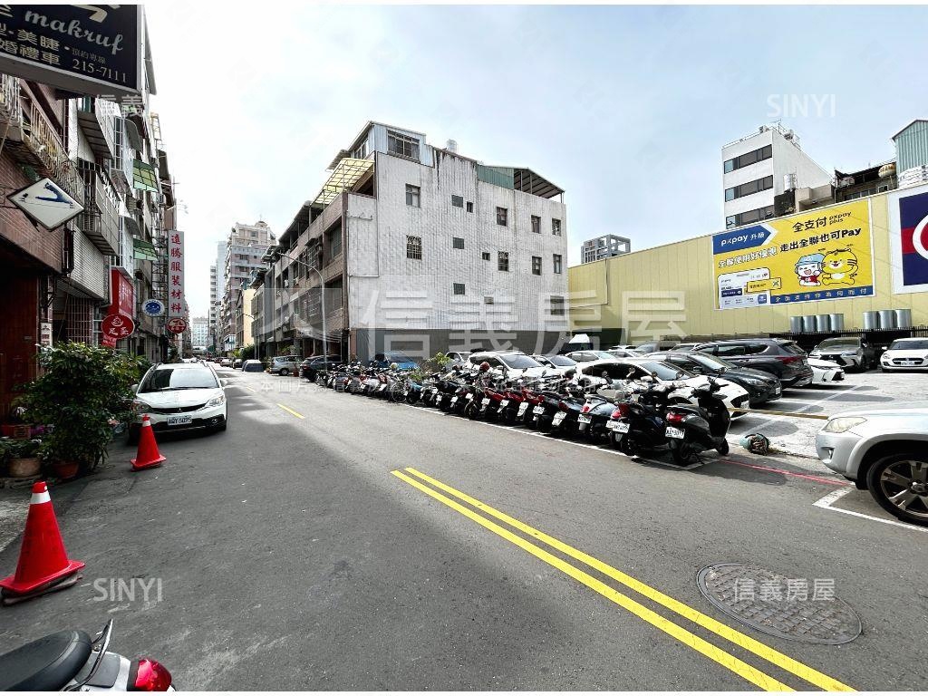 近美麗島一樓店面房屋室內格局與周邊環境