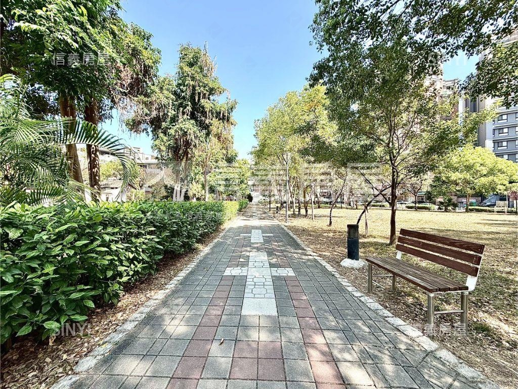 北屯昌平路美店面空屋可看房屋室內格局與周邊環境