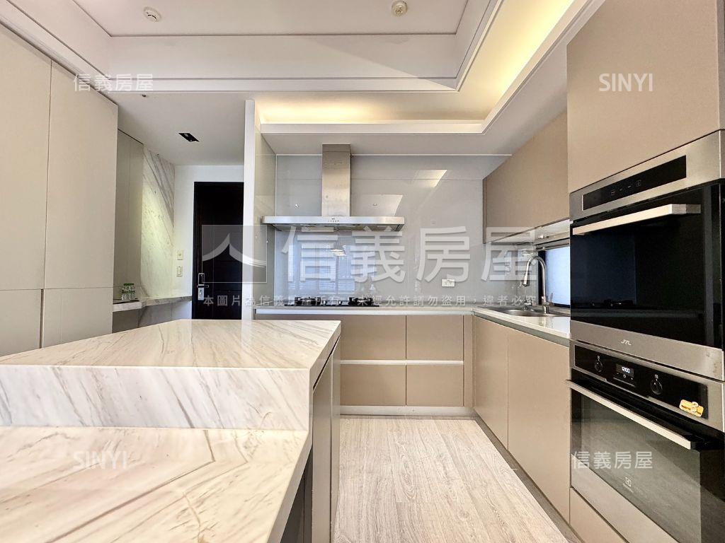 帝品苑強勢回歸三房平車房屋室內格局與周邊環境