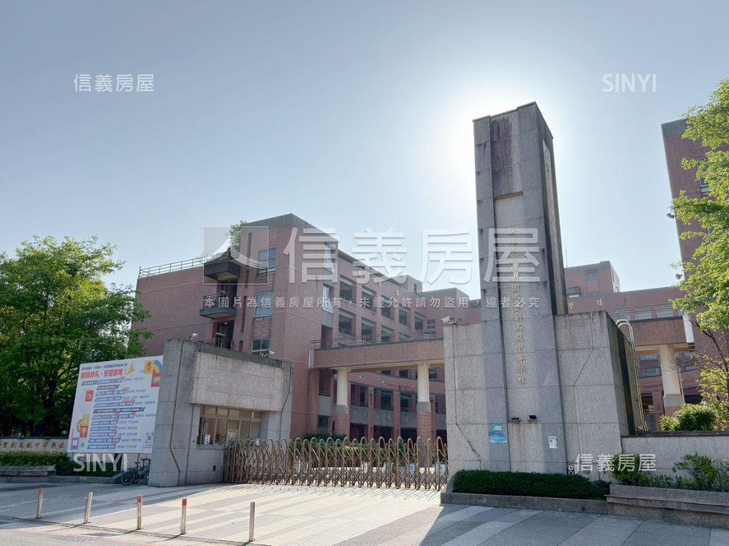 華鋐晴光兩房舒適前後陽台房屋室內格局與周邊環境