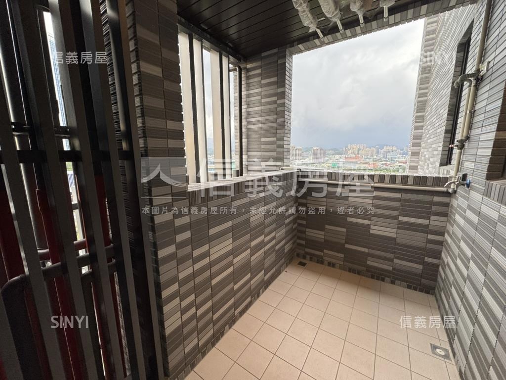 南港★達欣東匯★十樓可看房屋室內格局與周邊環境