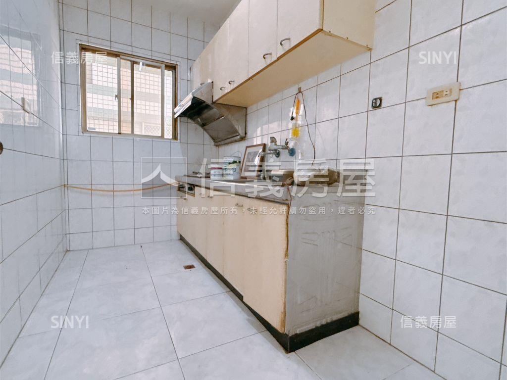 校園景觀採光溫馨三房房屋室內格局與周邊環境