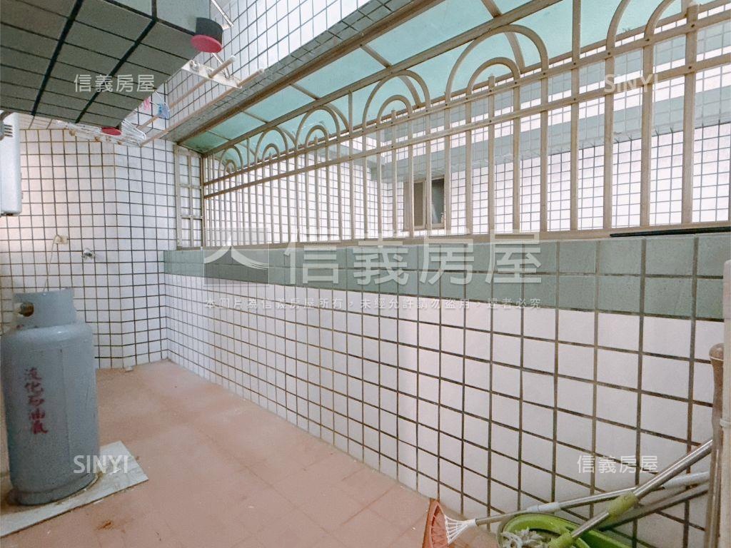 校園景觀採光溫馨三房房屋室內格局與周邊環境