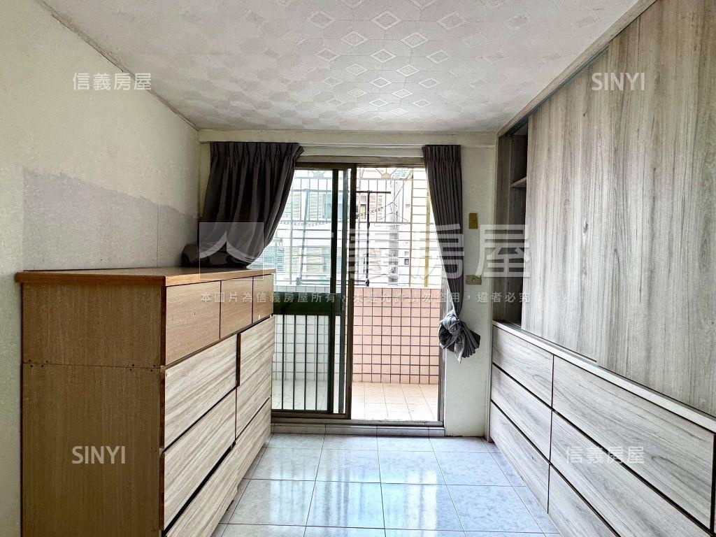 安靜溫馨的家有兩個車位房屋室內格局與周邊環境