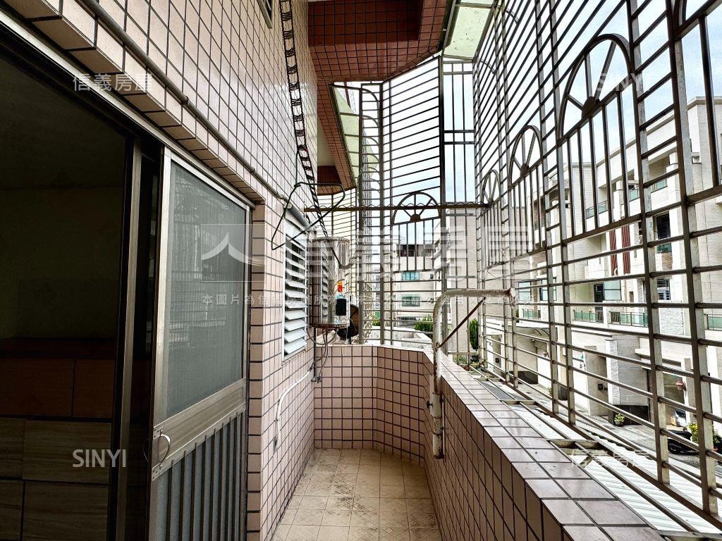 安靜溫馨的家有兩個車位房屋室內格局與周邊環境