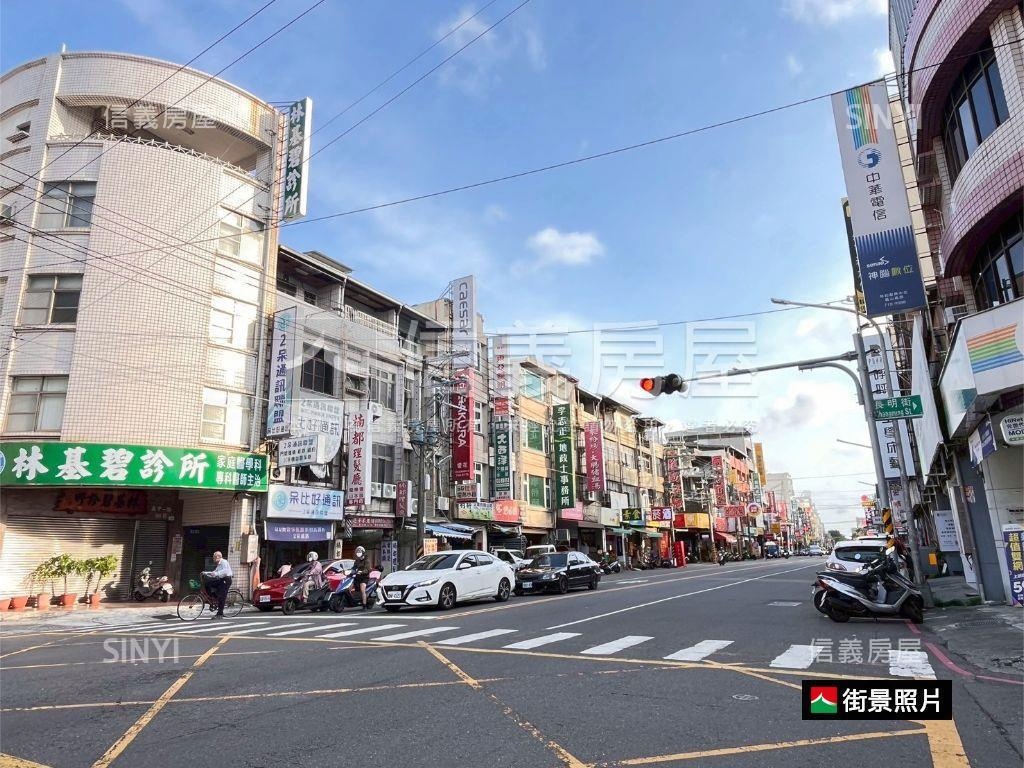 近鳳山體育館透天房屋室內格局與周邊環境