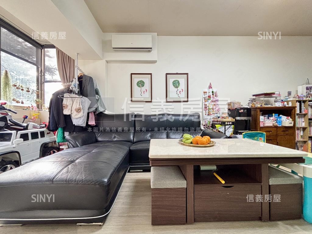 面綠樹長谷鳳凰三房平車房屋室內格局與周邊環境