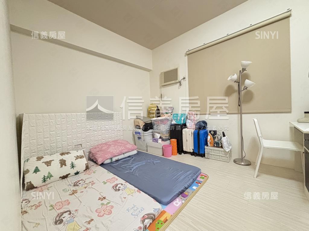 面綠樹長谷鳳凰三房平車房屋室內格局與周邊環境