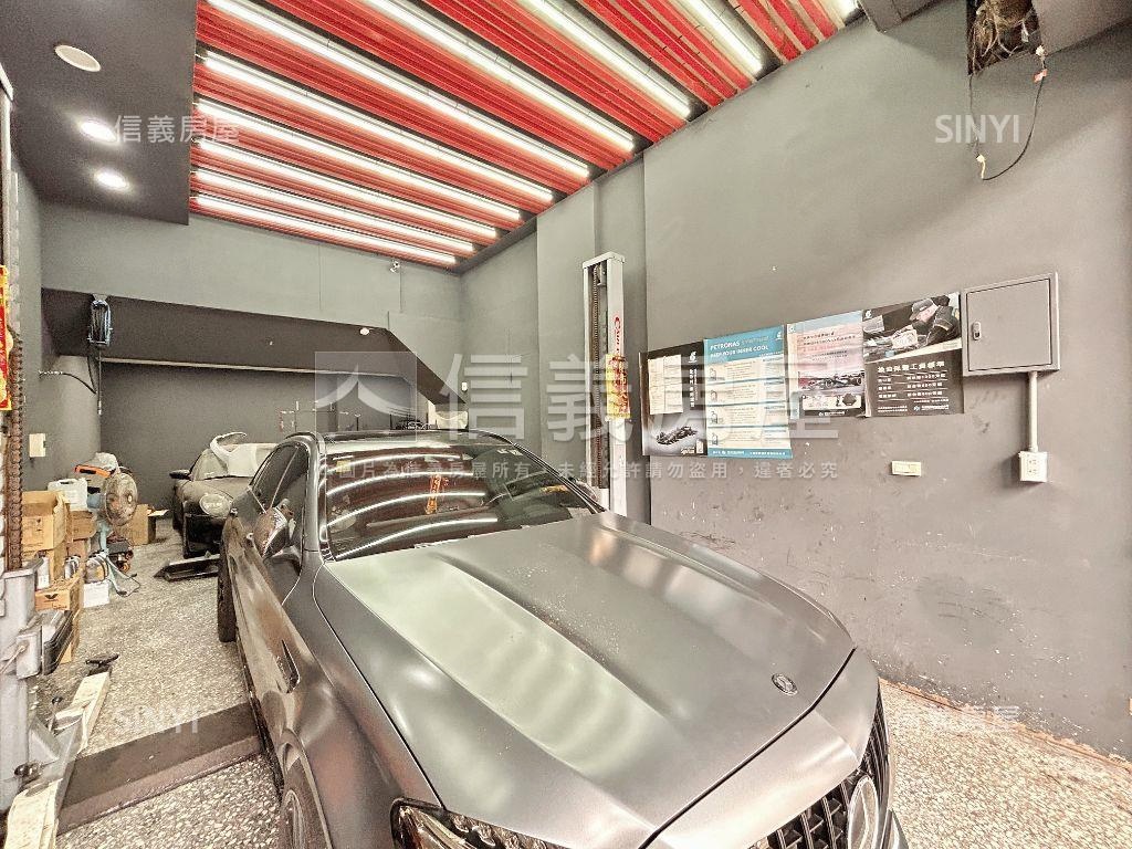 中誠邊間大空間店面房屋室內格局與周邊環境