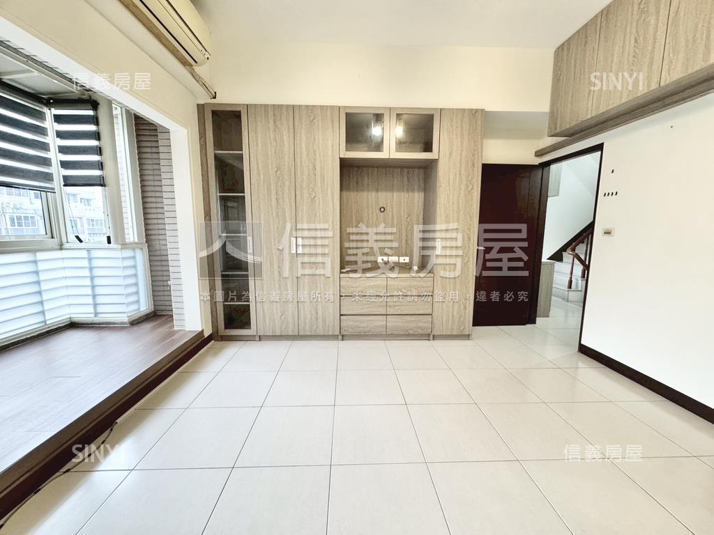 美麗樂活邊間並排雙車墅房屋室內格局與周邊環境