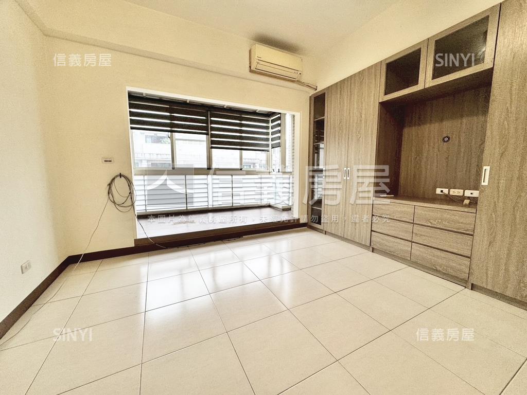 美麗樂活邊間並排雙車墅房屋室內格局與周邊環境