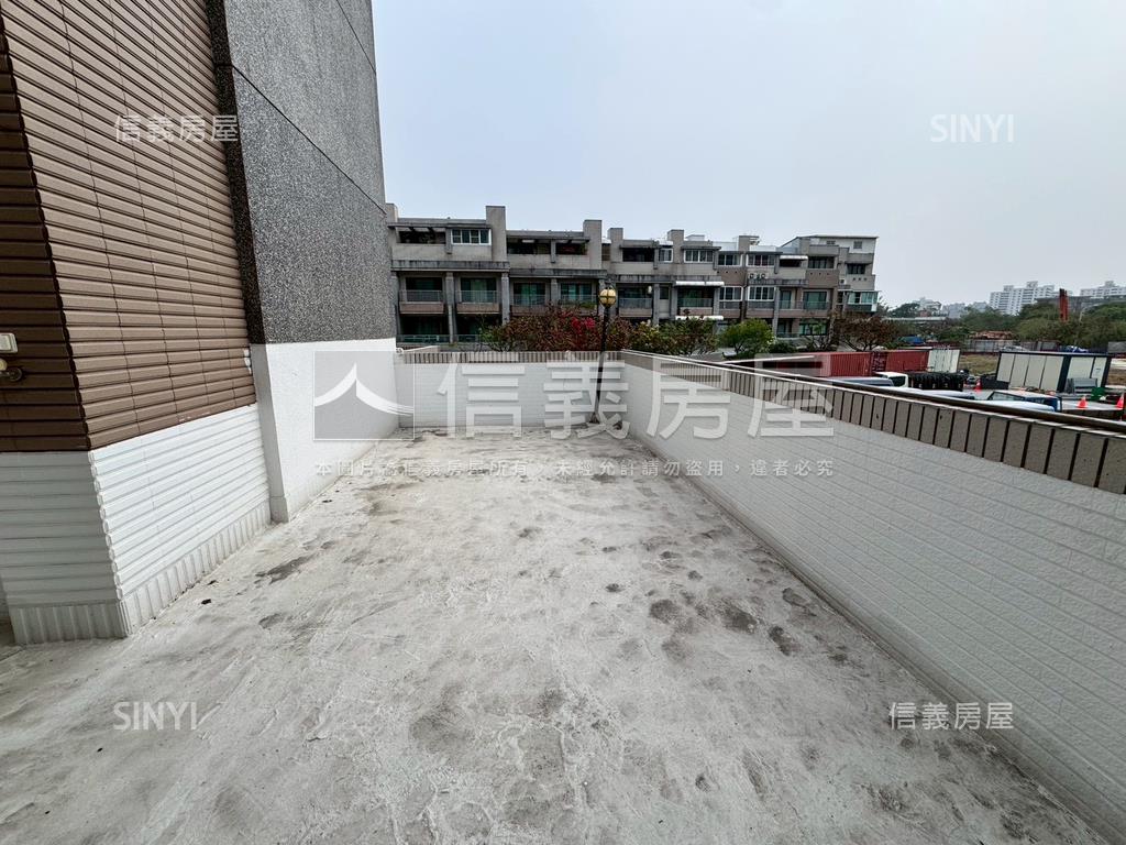 美麗樂活邊間並排雙車墅房屋室內格局與周邊環境