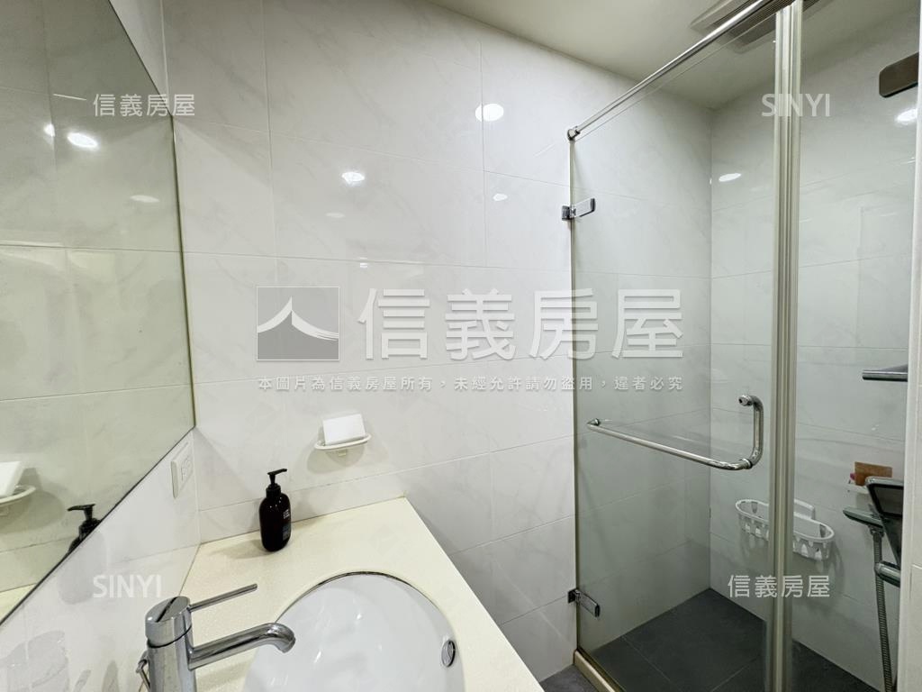 【邊間】高雅採光電梯三房房屋室內格局與周邊環境