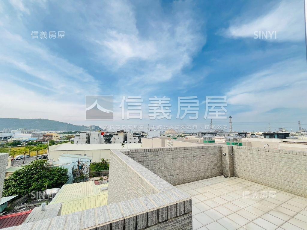 仁武邊間電梯豪邸房屋室內格局與周邊環境
