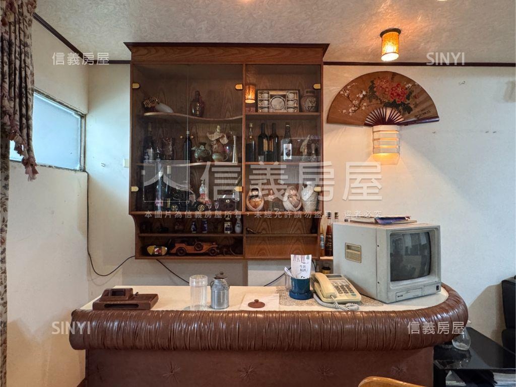 中華西街店面住家房屋室內格局與周邊環境