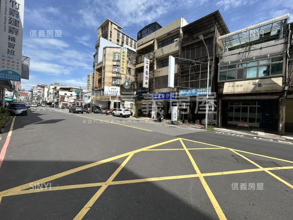 大坪數四房公寓房屋室內格局與周邊環境