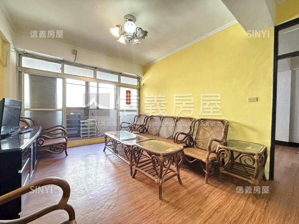 採光大空間成家美宅房屋室內格局與周邊環境