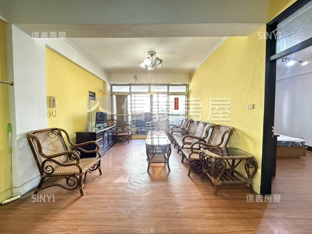 採光大空間成家美宅房屋室內格局與周邊環境