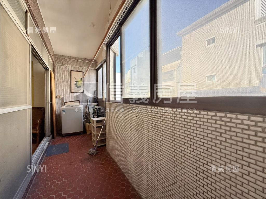 採光大空間成家美宅房屋室內格局與周邊環境